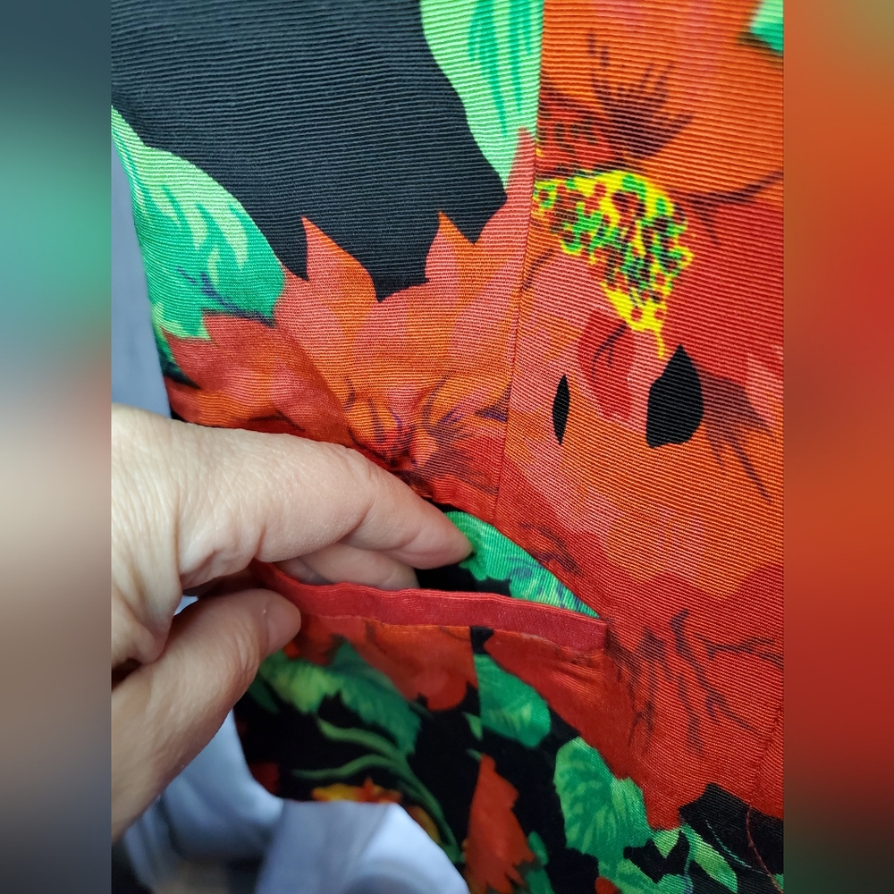 Vintage Floral Vest - Picture 9 of 13